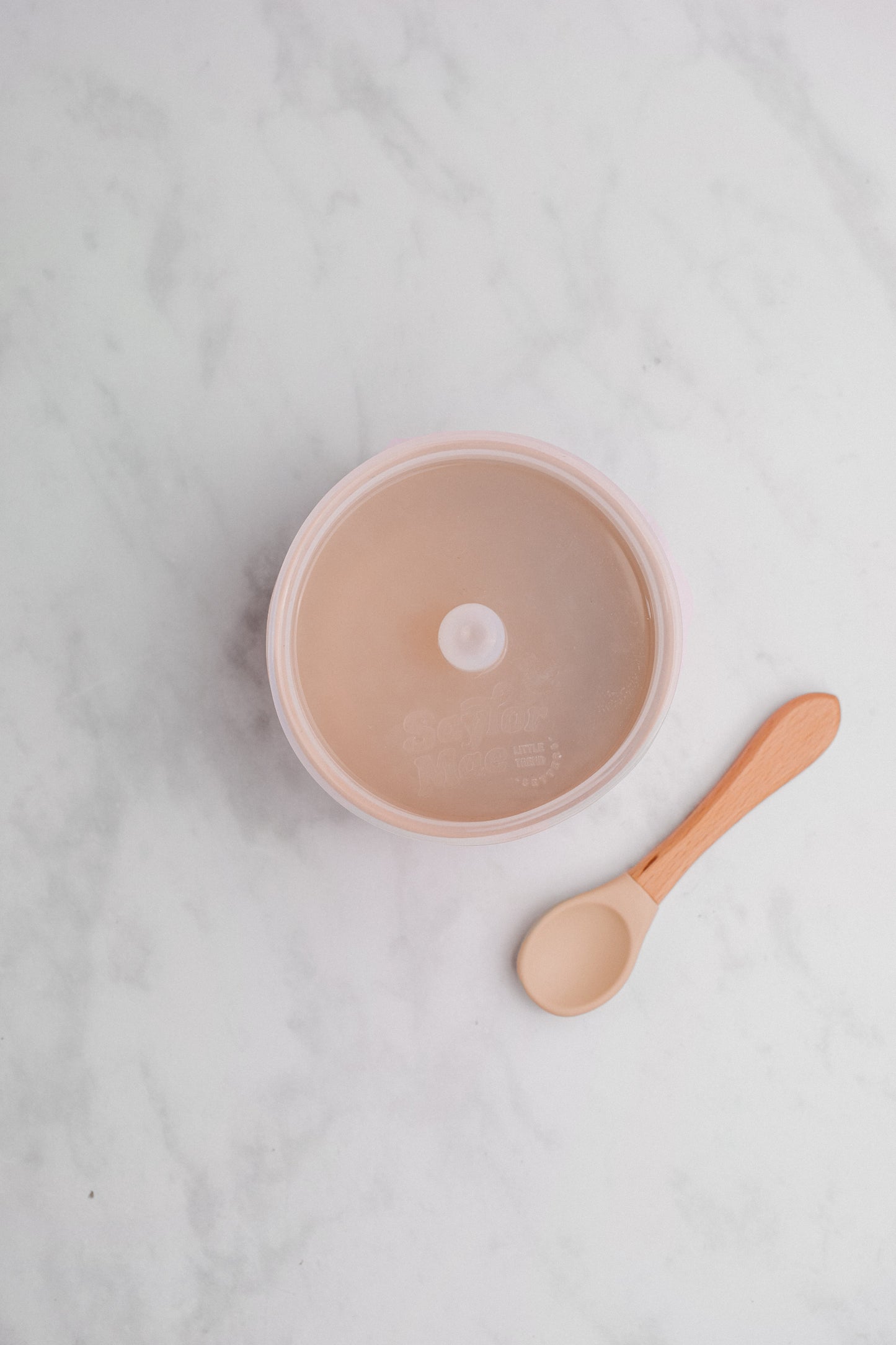Saylor Mae Silicone Ribbed Suction Bowl with Lid and Spoon - Sandy Linen