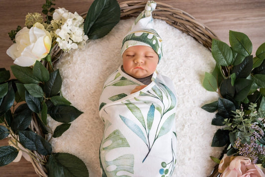 Saylor Mae Stretchy Swaddles Wrap Sets - Olive with beanie